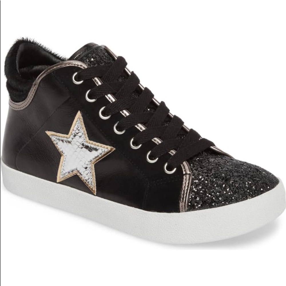 Steve Madden Sneakers, size 9